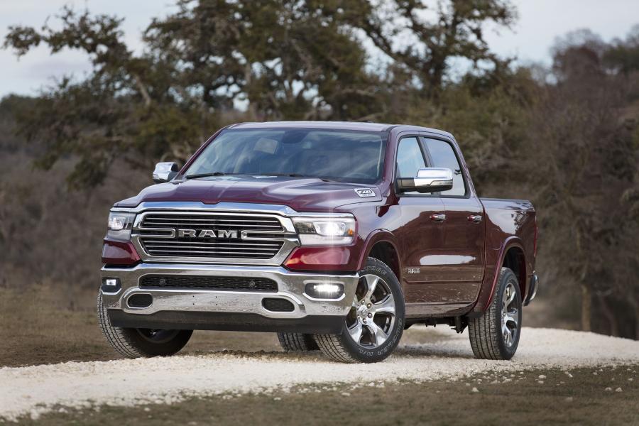  Dodge Ram 1500 Laramie Crew Cab (DT) 2018 года  (фото 20 из 22)